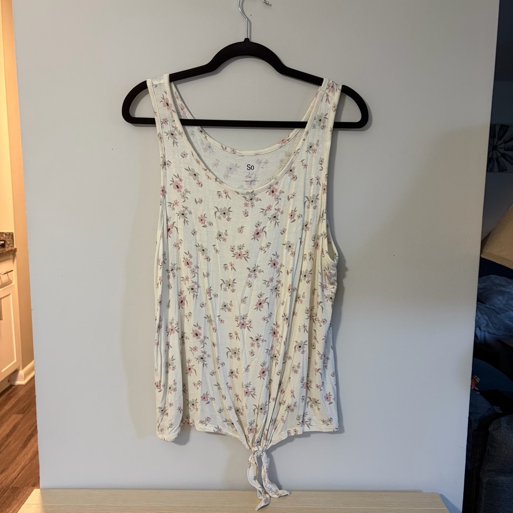 Floral Print Sleeveless Top - Picture 1 of 2